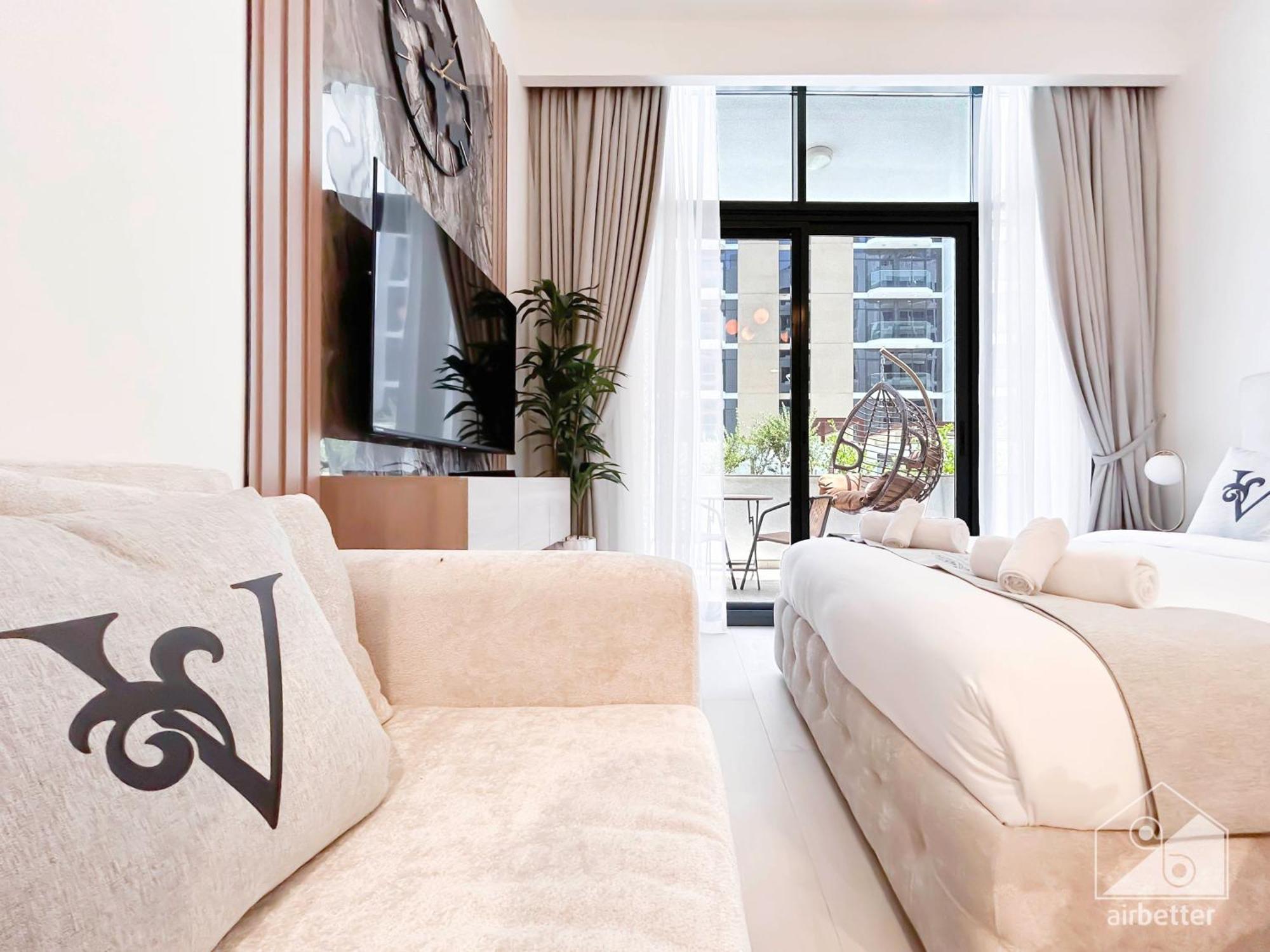 Charming Studio With Balcony In Azizi Riviera Dubai Exterior foto
